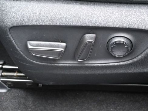 Used 2024 Toyota RAV4 XLE w/ Convenience Package image 10