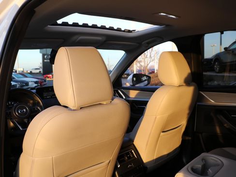 Certified 2025 MAZDA CX-90 3.3 Turbo w/ Preferred Package image 11