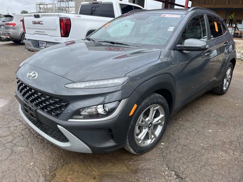 Used 2023 Hyundai Kona SEL w/ Convenience Package AWD/4WD image 3