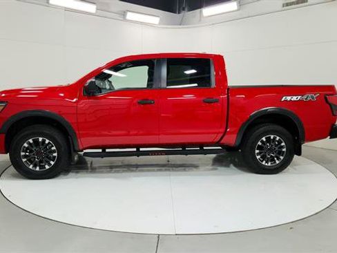 Used 2024 Nissan Titan PRO-4X w/ Off Road Protection Package image 4