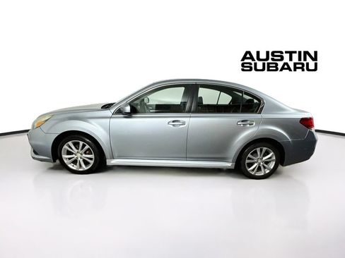 Used 2013 Subaru Legacy 2.5i Premium w/ All-Weather Pkg AWD/4WD image 4