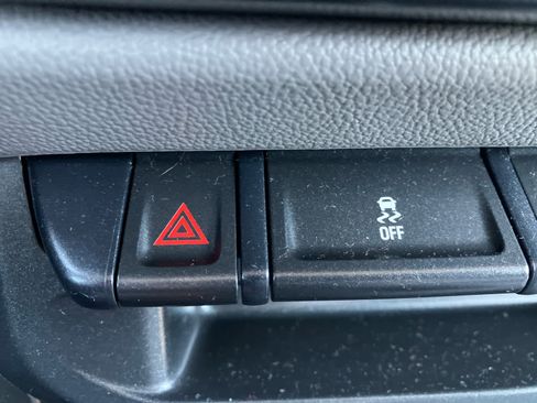 Used 2019 Chevrolet Colorado W/T image 21