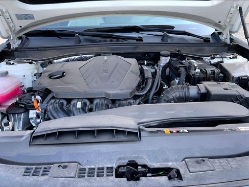Used 2025 Hyundai Sonata SE FWD image 29