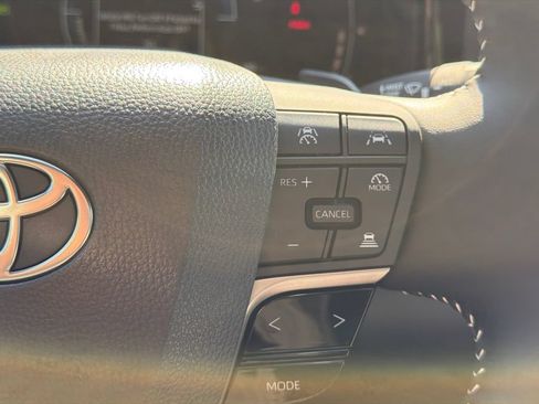 New 2026 Toyota Camry SE FWD image 31
