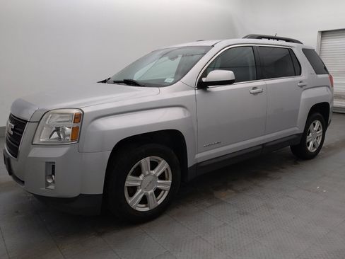 Used 2015 GMC Terrain SLE image 2