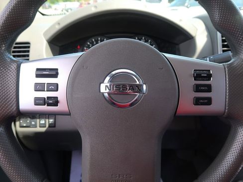 Used 2020 Nissan Frontier SV w/ Midnight Edition Floor Mats AWD/4WD image 27