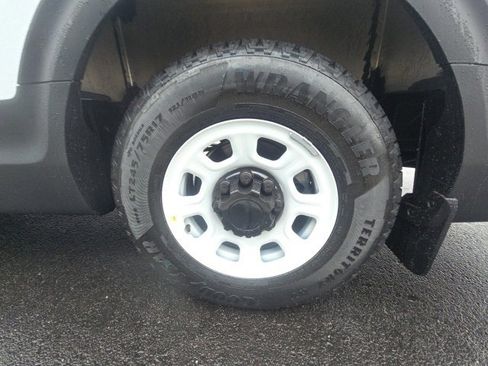 New 2025 Chevrolet Brightdrop 600 image 7