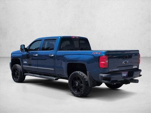 Used 2018 Chevrolet Silverado 2500 High Country AWD/4WD image 6