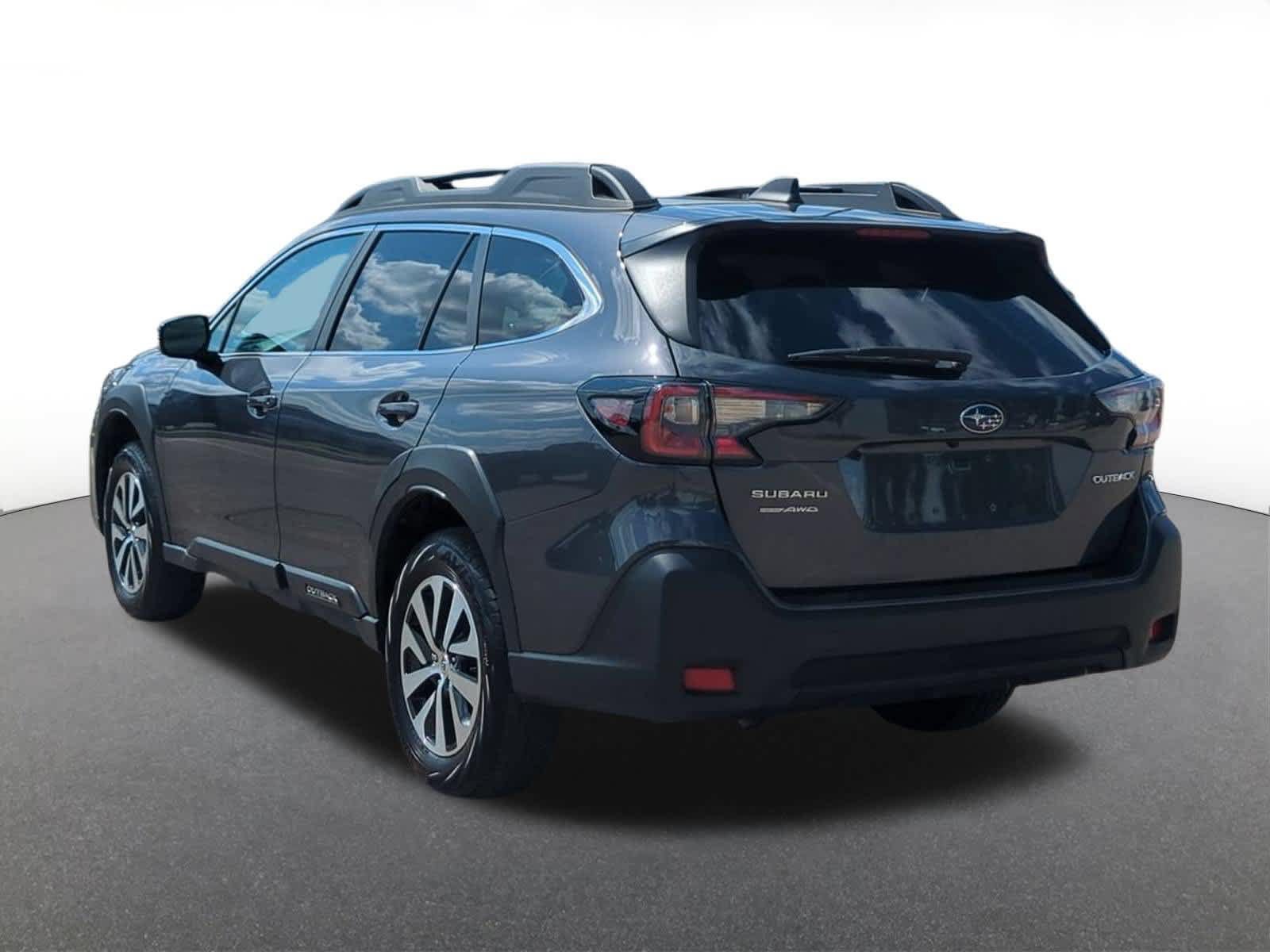 Certified 2024 Subaru Outback Premium AWD/4WD image 3