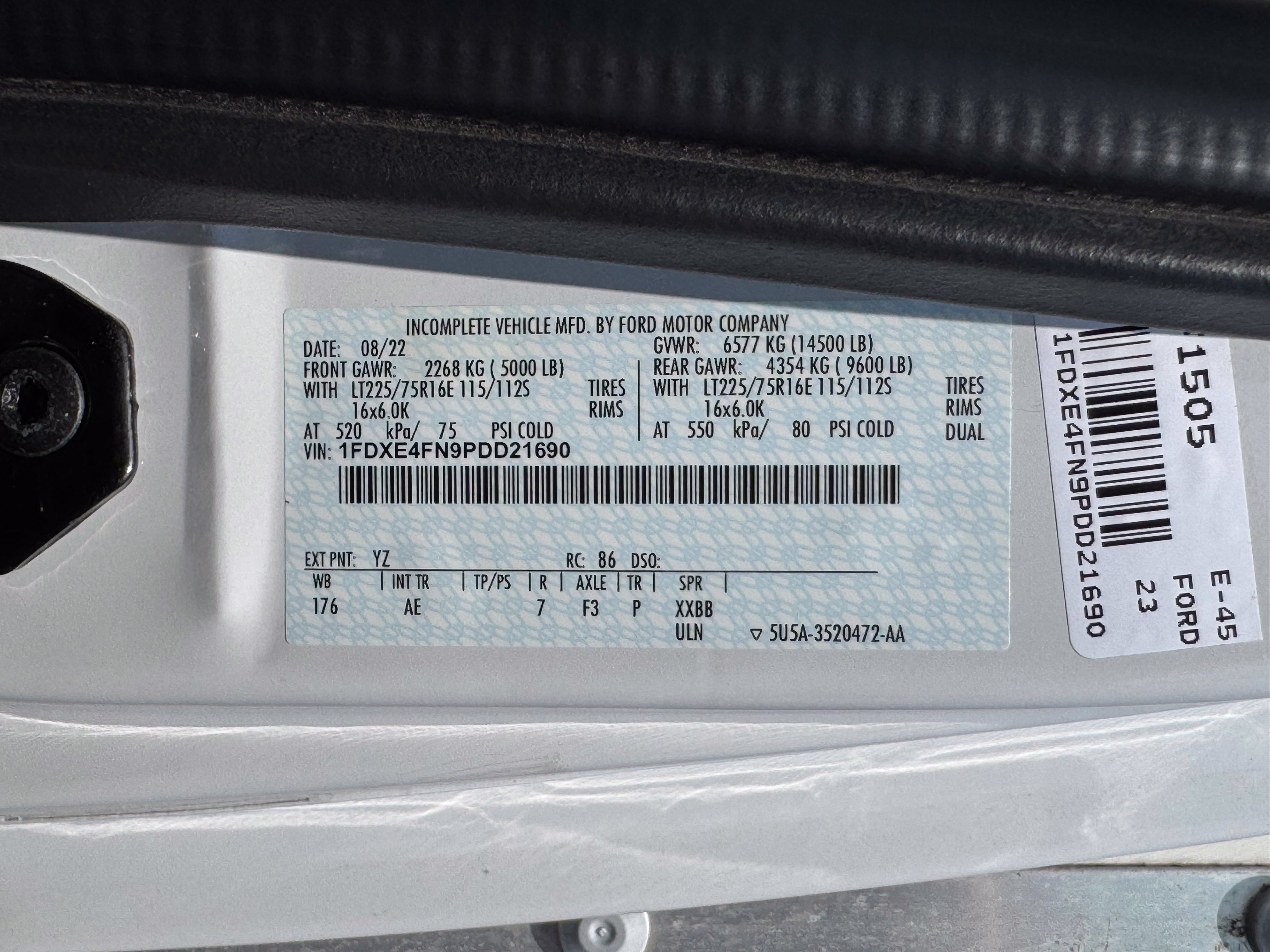 Used 2023 Ford E-450 and Econoline 450 Super Duty w/ Power Windows & Locks Group RWD image 23