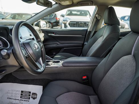 Certified 2023 Toyota Camry LE image 18
