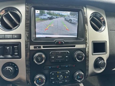 Used 2017 Ford Expedition EL Limited AWD/4WD image 8