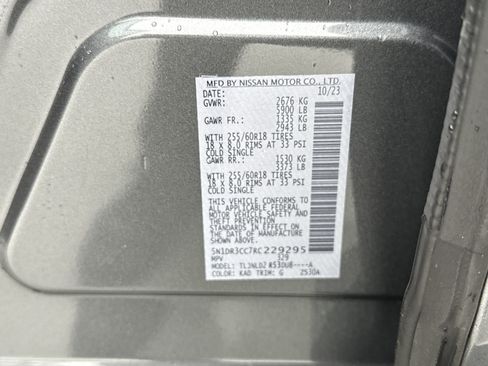 Used 2024 Nissan Pathfinder SL w/ Black Appearance Package AWD/4WD image 37