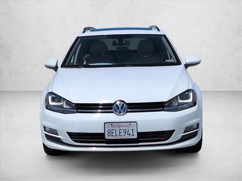 Used 2015 Volkswagen Golf TDI SE w/ Lighting Package FWD image 2