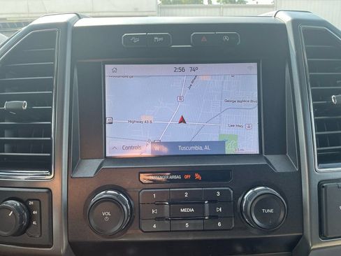 Used 2020 Ford F150 XLT w/ Equipment Group 302A Luxury AWD/4WD image 26