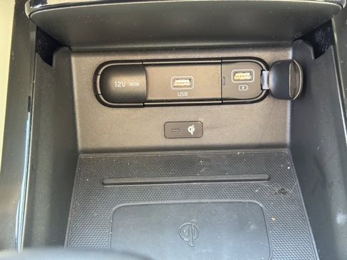 Certified 2022 Kia Telluride EX w/ EX Premium Package image 27