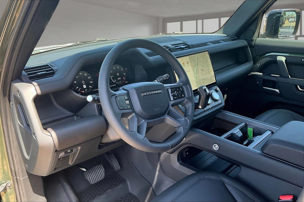 New 2026 Land Rover Defender 110 S AWD/4WD image 6