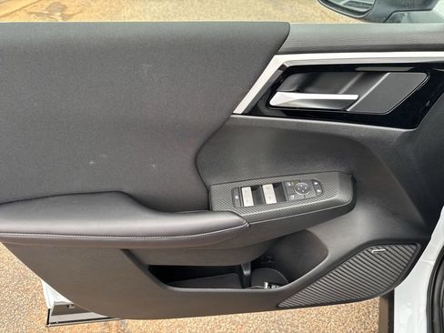 New 2026 Mitsubishi Outlander ES AWD/4WD image 32
