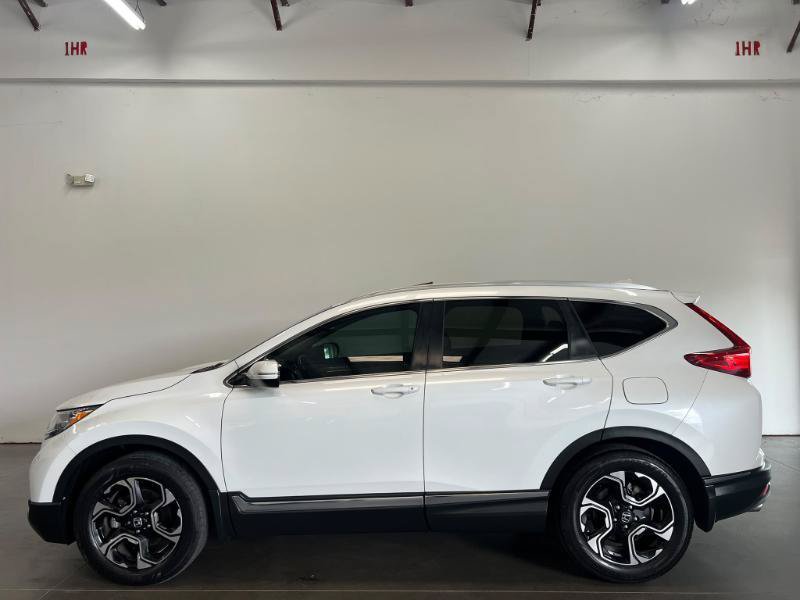 Used 2019 Honda CR-V Touring image 3