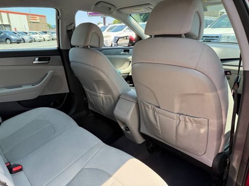Used 2016 Hyundai Sonata SE FWD image 28