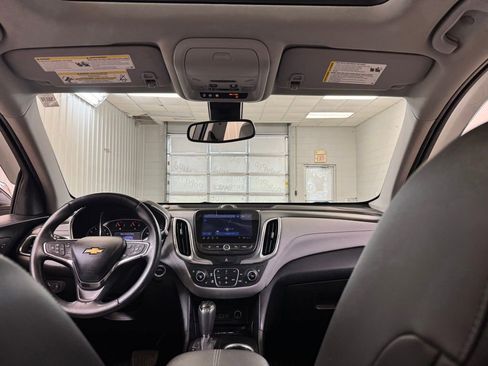 Used 2019 Chevrolet Equinox Premier image 22