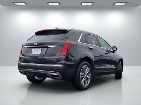 Certified 2025 Cadillac XT5 Premium Luxury image 4