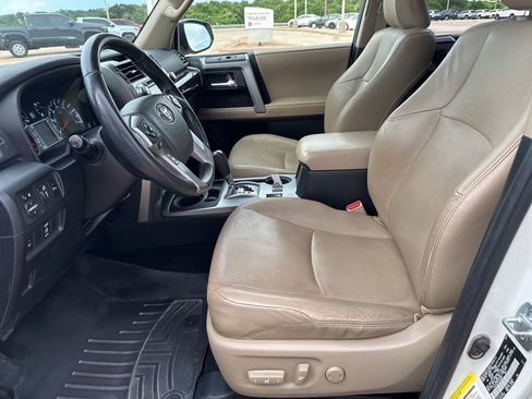 Used 2017 Toyota 4Runner Limited image 14