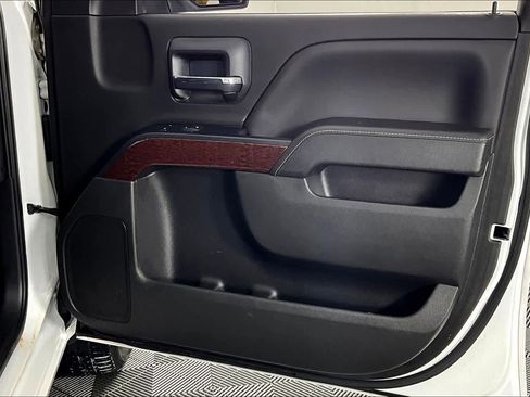 Used 2018 GMC Sierra 1500 SLE w/ SLE Value Package image 20