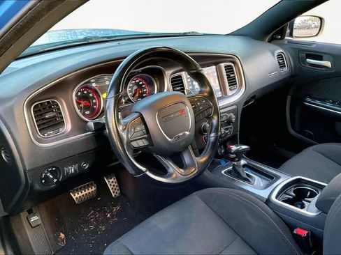 Used 2018 Dodge Charger R/T Scat Pack image 12