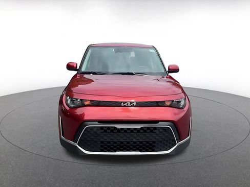 Used 2025 Kia Soul LX w/ LX Technology Package image 4