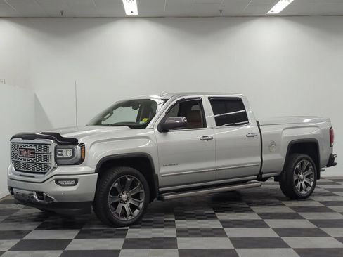 Used 2017 GMC Sierra 1500 Denali AWD/4WD image 3
