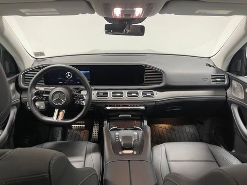 Used 2026 Mercedes-Benz GLS 450 4MATIC image 29
