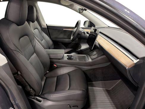 Certified 2023 Tesla Model Y Performance AWD/4WD image 13