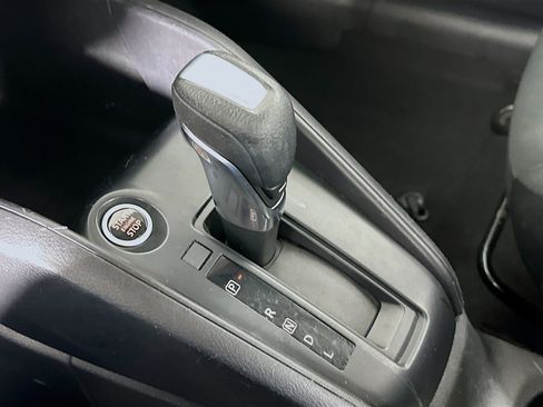 Used 2024 Nissan Kicks S image 23