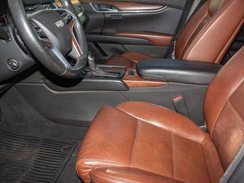 Used 2016 Cadillac XTS Luxury w/ Driver Awareness Package image 19