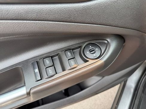 Used 2017 Ford Escape SE AWD/4WD image 18