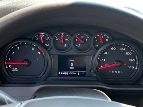 Used 2025 Chevrolet Silverado 2500 Custom w/ Custom Value Package AWD/4WD image 12