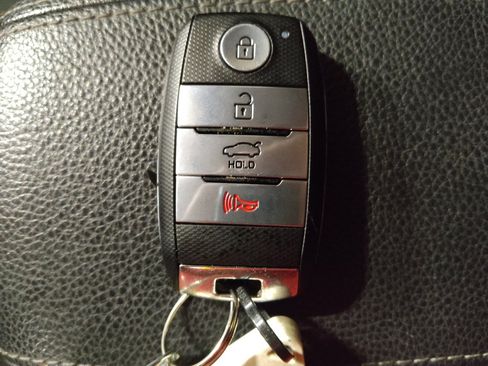 Used 2023 Kia Rio S w/ Technology Package FWD image 32