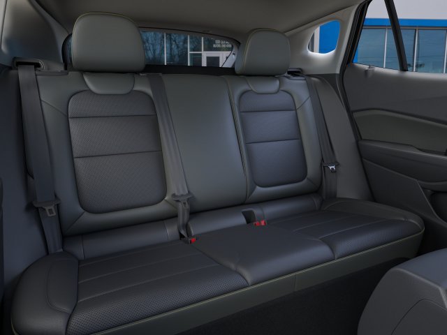 New 2026 Chevrolet Trax ACTIV w/ Sunroof Package FWD image 17