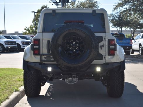 New 2025 Ford Bronco Raptor image 6