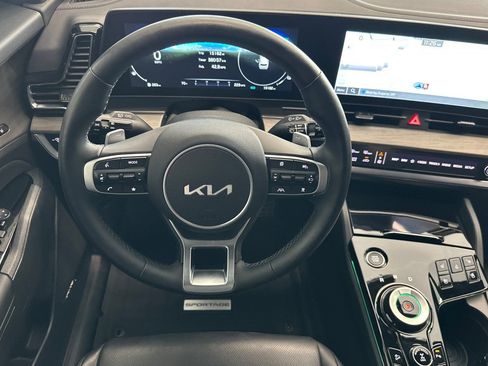 Certified 2025 Kia Sportage X-Line Prestige AWD/4WD image 16