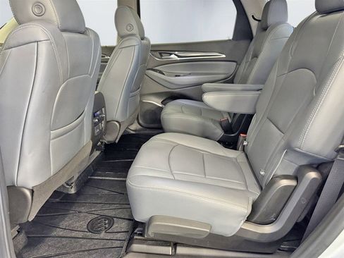 Used 2021 Buick Enclave Essence w/ Sport Touring Edition image 20