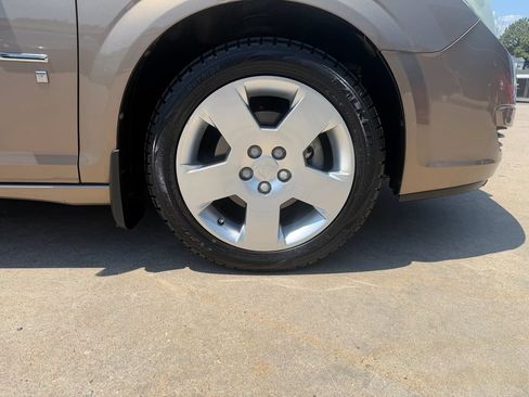 Used 2007 Saturn Aura XE FWD image 39