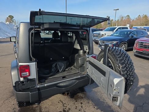 Used 2014 Jeep Wrangler Unlimited Rubicon w/ Dual Top Group image 12