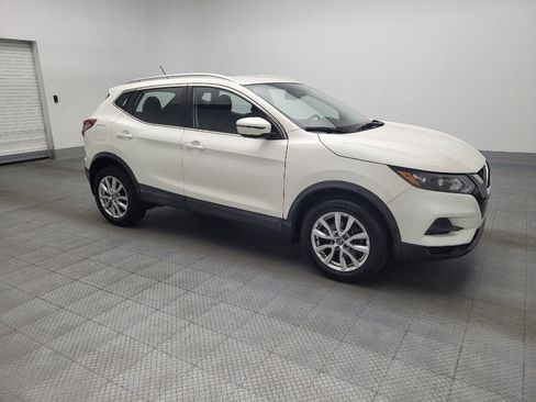 Used 2020 Nissan Rogue Sport SV image 11