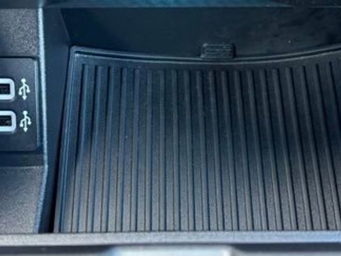 Used 2019 Ford F150 XLT w/ Equipment Group 302A Luxury image 38