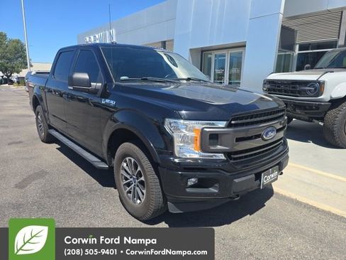 Used 2018 Ford F150 XLT w/ Equipment Group 302A Luxury AWD/4WD image 4
