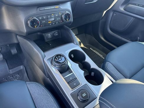 Used 2024 Ford Bronco Sport Outer Banks w/ Tech Package image 25