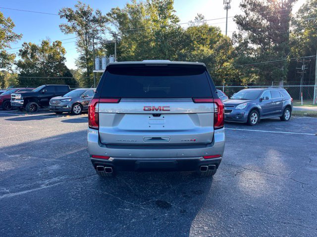 Used 2025 GMC Yukon AT4 Ultimate w/ LPO, Floor Liner Package AWD/4WD image 31