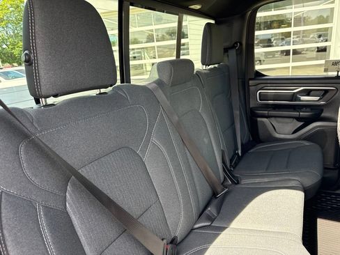 Used 2022 RAM 1500 Big Horn AWD/4WD image 46